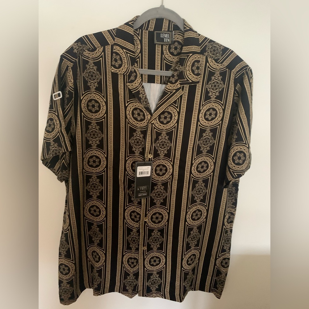 Men’s Woven Camp Shirt